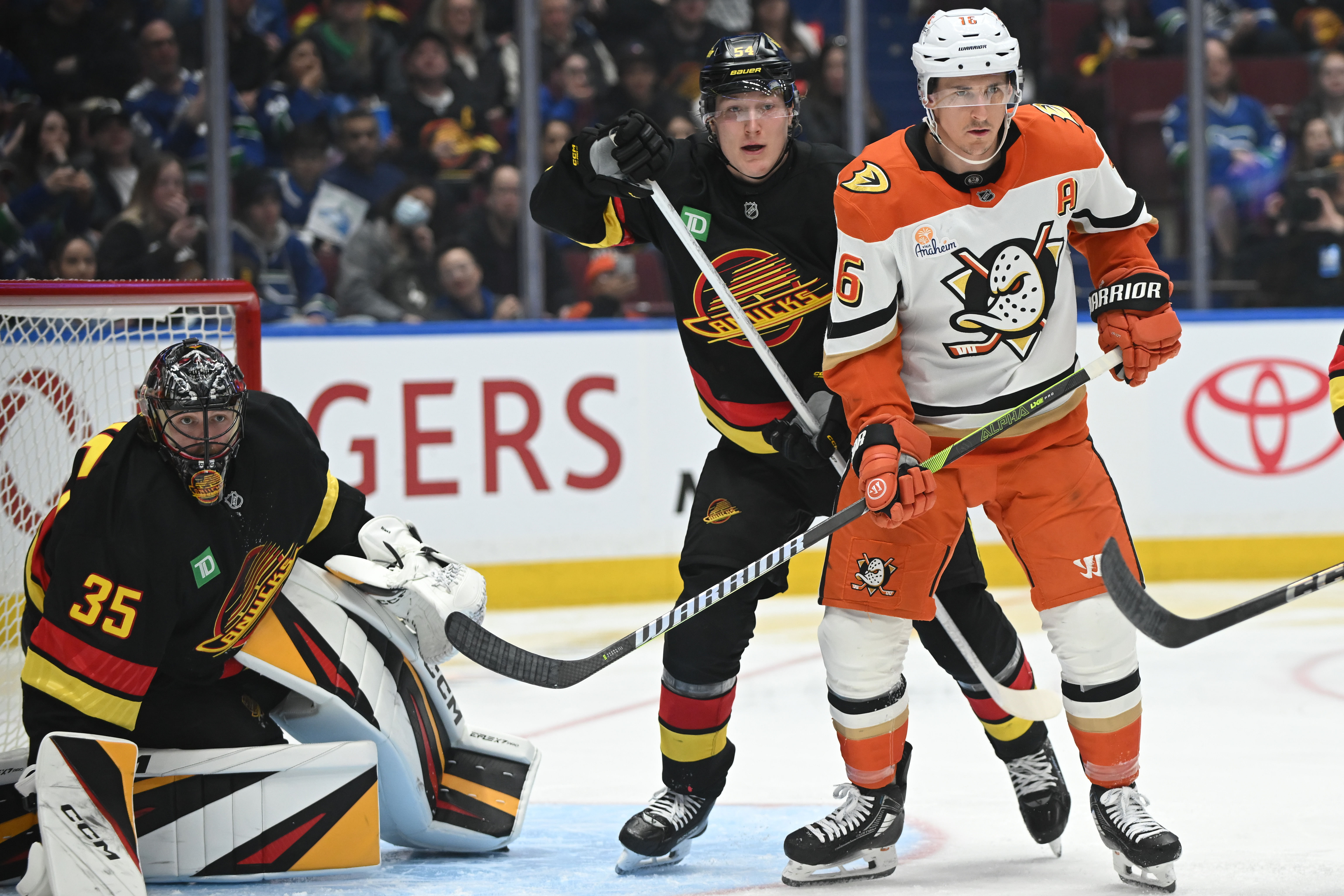 Strome is an expensive 3C at $5 million AAV - Source: Imagn